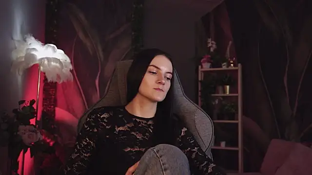 StellaCrowe élő XXX-chatje