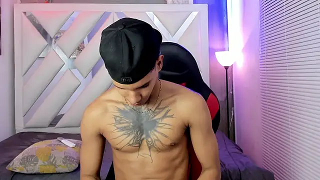 Show de kai_storm77 na webcam