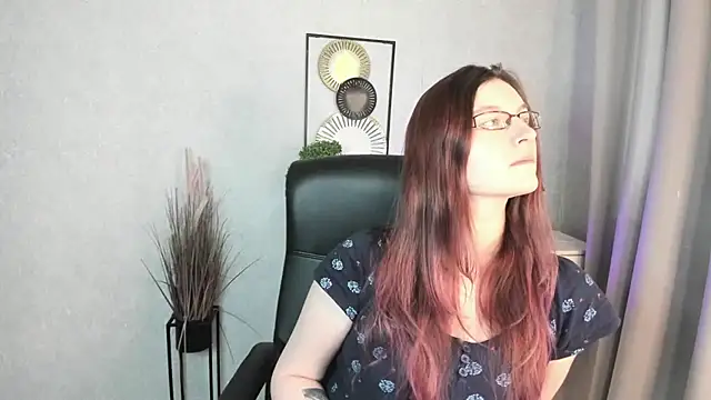 XXX chat uživo modela emmaxDelight