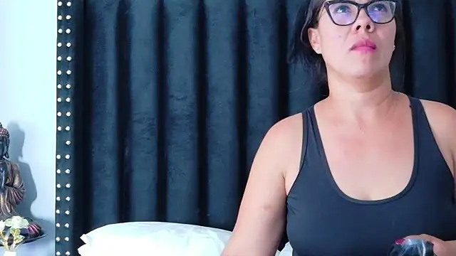 Živý XXX chat hotlatinateacher