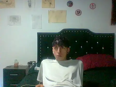 Noah_mod Webcam show