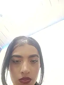 Онлайн чат XXX honeyluxe_
