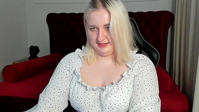 LioraArdyn's Live XXX Chat