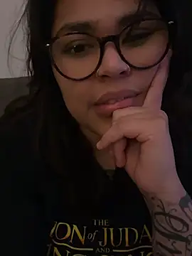 miacanela_xo Adlı Modelin Canlı XXX Sohbeti