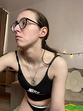 Онлайн чат XXX MartiniiSelenna