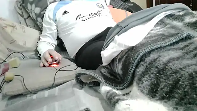 messi_syssy Show in webcam