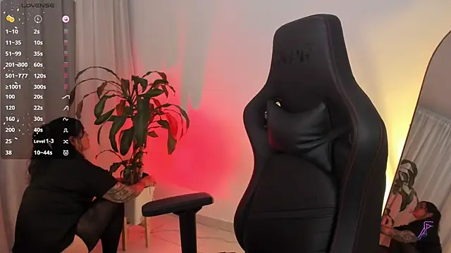 karlie02_ Live XXX-chat