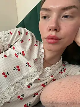 Živý XXX chat Lisaaa_Alisa