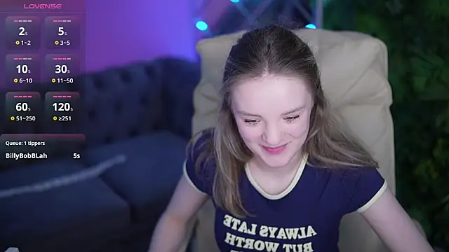 MariaMedow élő XXX-chatje