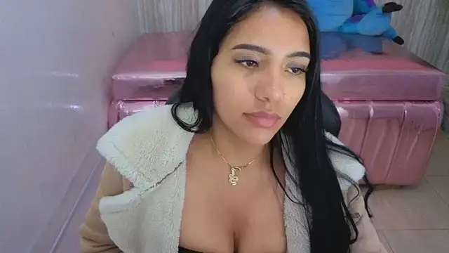 zedin02_a's Live XXX Chat
