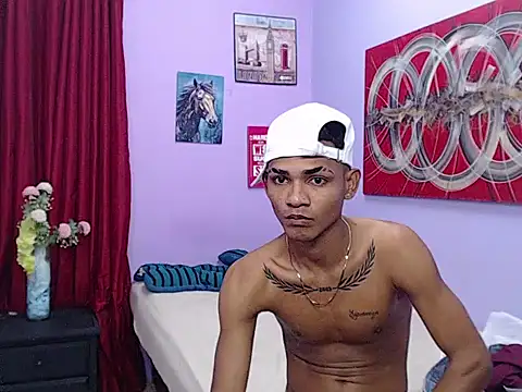 black_twinks élő XXX-chatje