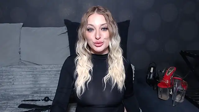 GodessJulia Chat XXX in diretta