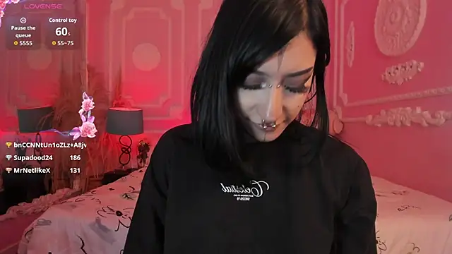 Kat_VonDe Chat XXX in diretta