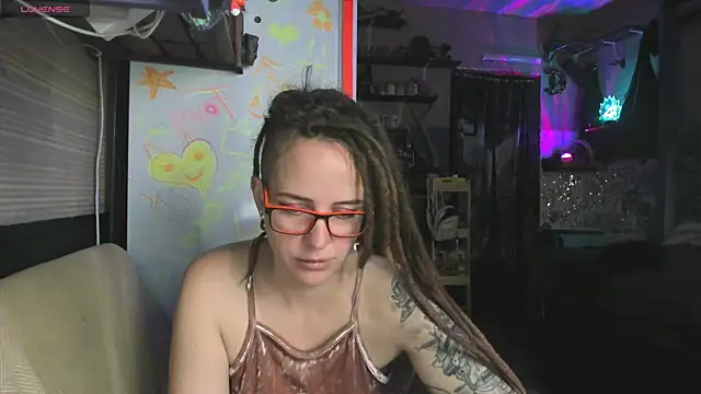 LisaFoxy_y's Live XXX Chat