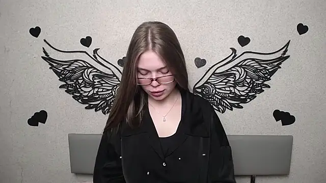 XXX chat uživo modela LaraPika