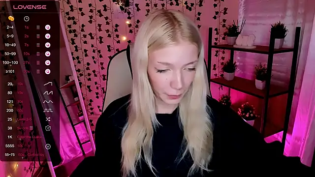 AnyaTaylor_ live XXX chat