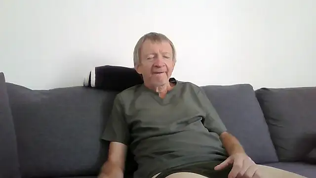 Show webcam de naturiste974
