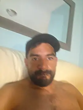 piggylatino's Webcam Show