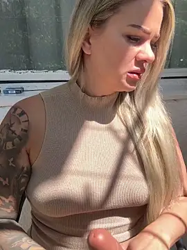 sexybatwomen33's Live XXX Chat