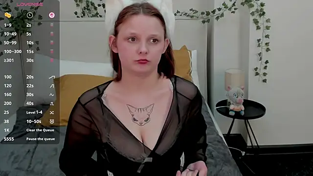 Charlotte_Stee – Naživo XXX chat