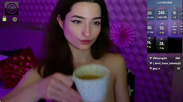 GoldieHoshie's Live XXX Chat