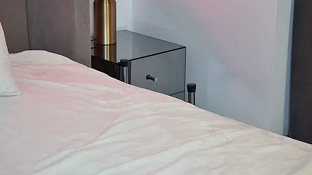 MeganStrane – Naživo XXX chat