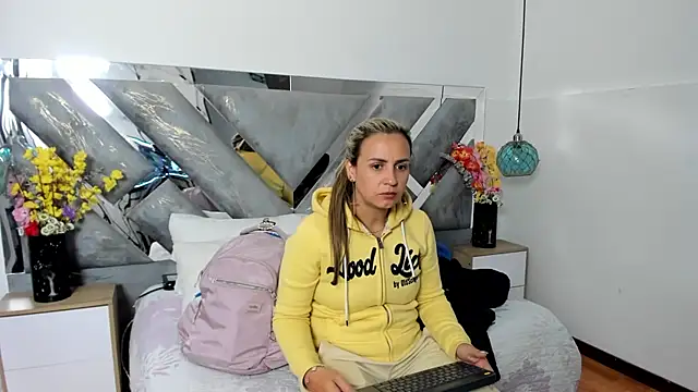 Samanta_Vanegas: онлайн-секс-чат