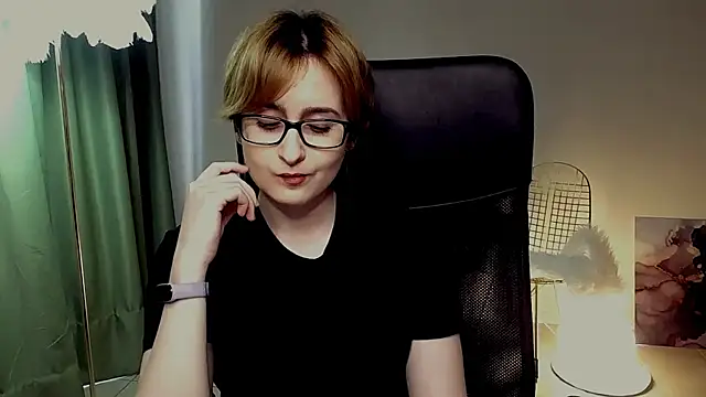 LixeLuna live XXX chat