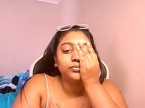 Indian_Ruby99's Live XXX Chat