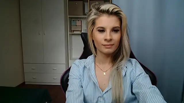 Онлайн чат XXX KristineGlow