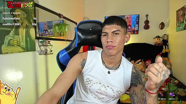 Damian_latinxxx Adlı Modelin Canlı XXX Sohbeti
