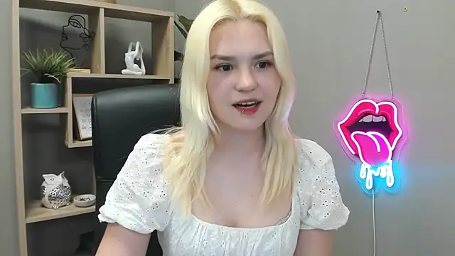 SweetLilyxo Adlı Modelin Canlı XXX Sohbeti