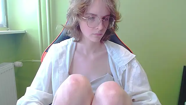 XXX chat uživo modela juicyPenny