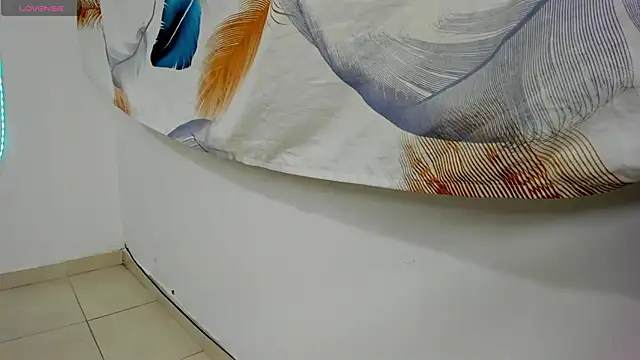 caos_mod – Naživo XXX chat