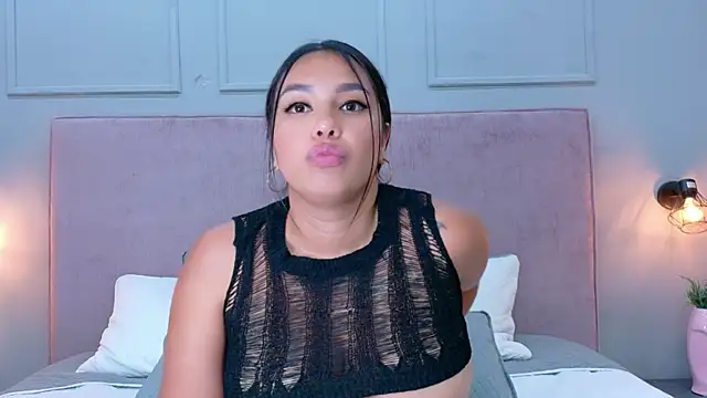 Ariana_Mold Webcam Show