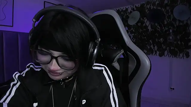 Kitty_Gang Pertunjukan Webcam