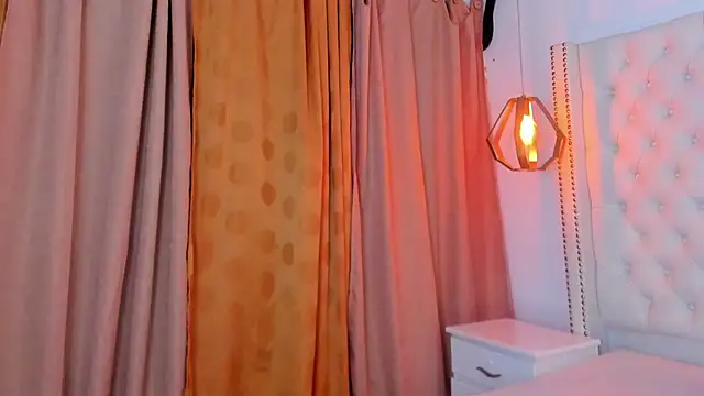 _ISALITTLESTAR_ Webcam Show