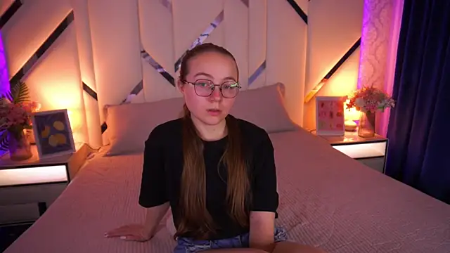 XXX chat uživo modela ArrinaWairr