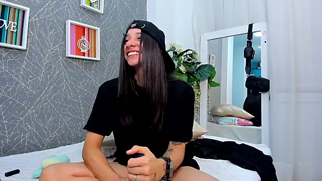 ViictoriiaSaenz Chat XXX in diretta