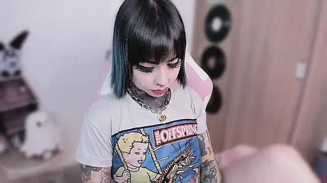 shes_creepy: онлайн-секс-чат