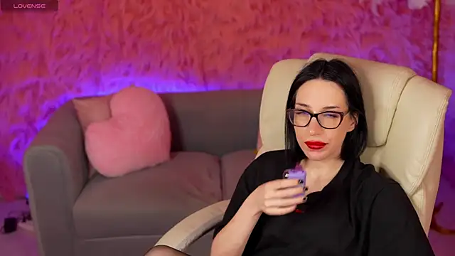 Show modela KettyFlo na web-kameri