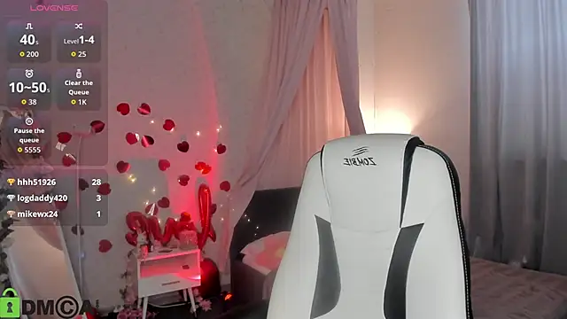 Luna_Vibee's Live XXX Chat