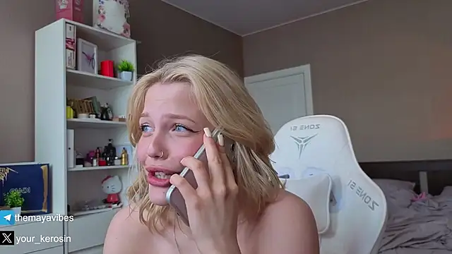 Maya_Rave Chat XXX live