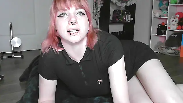 Chained_Aless' Live XXX Chat