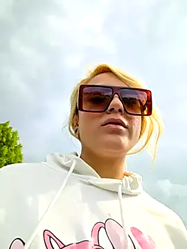 SilvyDiamond Webcam-Show