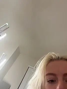 blondebunny999_999's Live XXX Chat