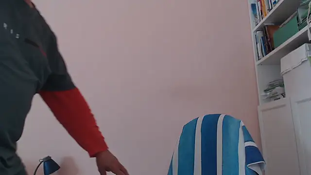 دردشة YOU6me الجنسية المباشرة