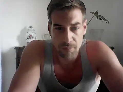 Lambe91 Chat XXX live
