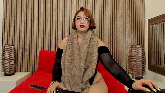 Chatroom XXX en direct de MillyHotsoon
