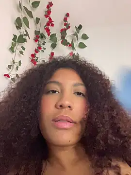 Daphnne_Curly Webcamshow